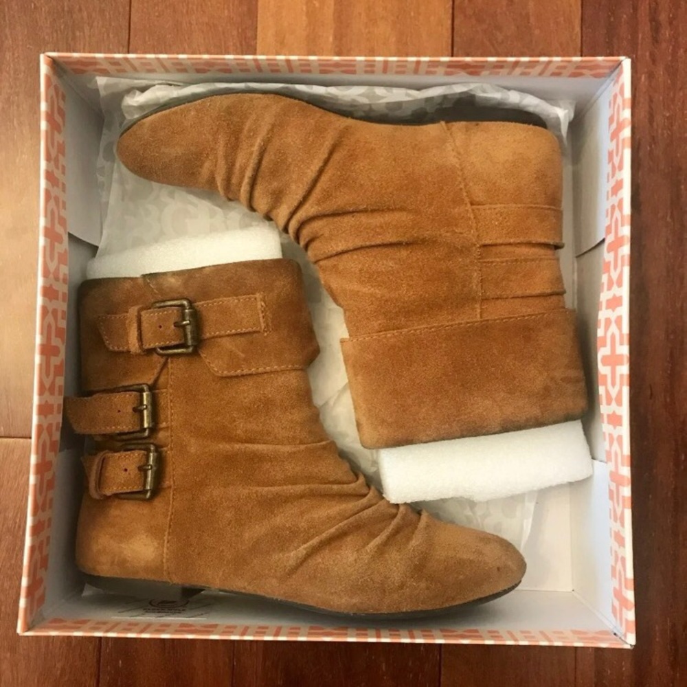 Gianni Bini Suede Ankle Boots Size: 6.5